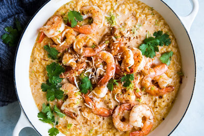 Risotto de curry rojo con camarones