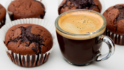 Café Expreso y Muffins de Chocolate